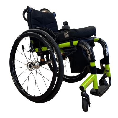 Ex-Demo Quickie Nitrum Active Wheelchair  38cm