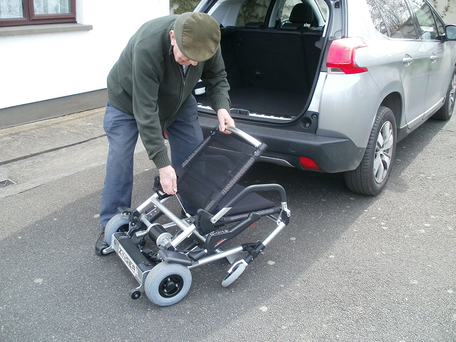 how-to-fold-zinger-wheelchair